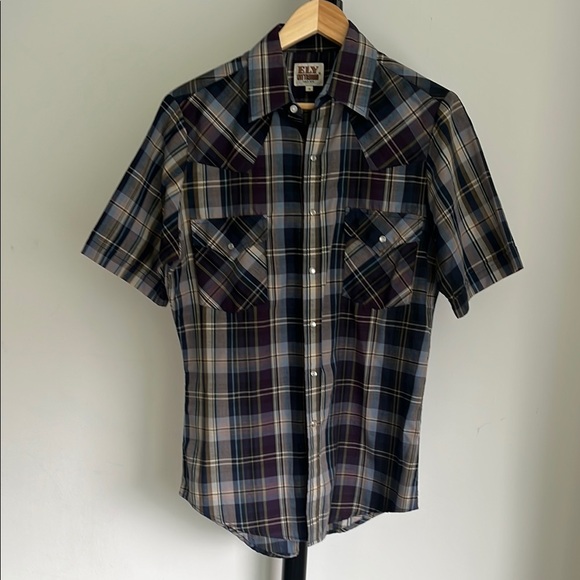 Ely Cattleman Blue and Black Casual Button Down Shirt - Picture 1 of 6